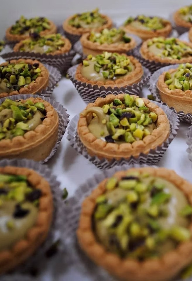 Pistachio tartlets
